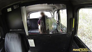 Sultry Ryan and Lola's ebony creampie sex