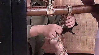 Xr22-the Girl Was Tied to a Pillar and Disciplined.