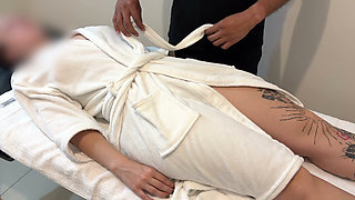 naked massage for a gym girl