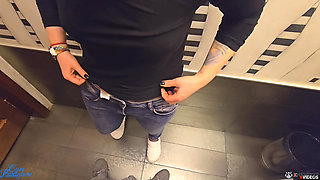 Cum On My Pantyhose After Intensive Rubbing