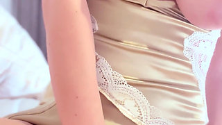 A Soft, Sensual Solo Where I Take My Time