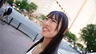 スレンダー美女がピンク美乳を愛撫されて男の乳首舐めとフェラのラブラブエッチ