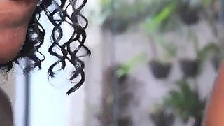 Jumping Holes to Holes with Soraya Castro and Holly Bombom