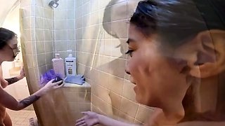 ExCoGiGirls - Monica Moon And Raven Lane Loving Her