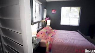 Lexi Sample And Peter Green - Starring At Stepsis Led To Hot Sex