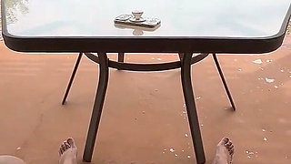 Enjoy Sex Service with a Big-assed Chinese Married Woman on an Open-air Balcony, All the Way to Internal Ejaculation