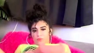 Luma Lavont Quick Play With Rubber Toy In Fishnet