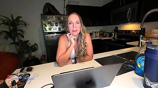 London Ford And Kymber Leigh - Pounds Mature Milf Boss After She Finds His Dick Pics