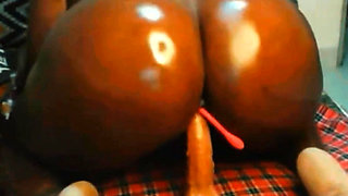 Oiled BBW Riding