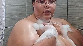 Taking a Nice and Relaxing Bubble Bath!