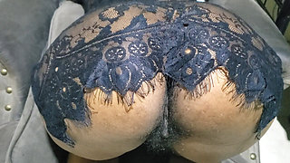 Big Booty Mature Big Booty Milf Wants to Enjoyed in Her Pussy