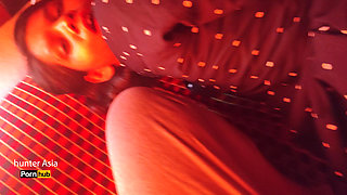 A Strange Traveling Girl Seduces Me on the Bus, and I Ended up Fucking Her in the Hotel Room