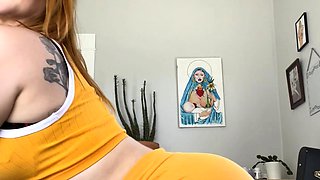 Solo booty assed babe ass toying masturbation in hi def