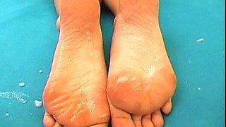 Amateur porn Gives Us Some Foot Fetish Aurora