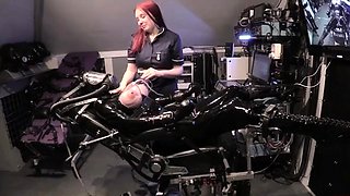 SERIOUSIMAGES - Feendish Bondage Chair