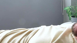 The Naughty Old Man Didn't Warm up and Came Inside the Porn Actress's Pussy