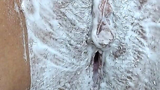 Watch Me Shave My Hairy Pussy Close-up!