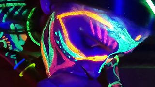 Fucked The Wild Slim Girl In The Uv- Light