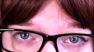 Velma Convinces Shaggy to Be Brave