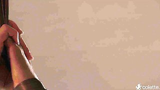Cute brunette teen masturbatin fingers shaved pussy
