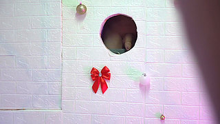 Член Дика Был Задвинут До Конца Эмоционально.