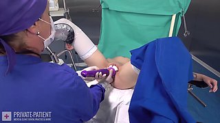 PRIVATE-PATIENT Patient Pia 05