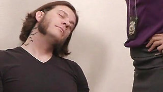 She Gets Results Featuring Sinn Sage, Drake Man O'war