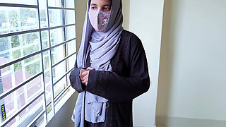 Hijabi Girl Show Big Ass and Fuck Hard