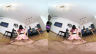 Skinny teen Luna Lynx rides cock in reverse cowgirl pov vr