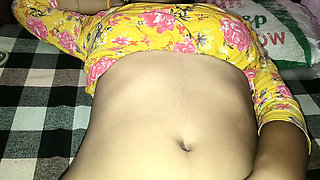Nisha bhabhi ki mast chudai ki room me le jaker
