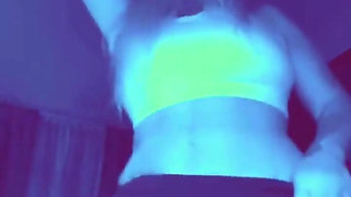 Rosie's Camel-toe Makes a Debut