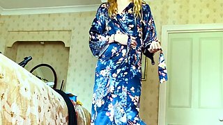 Blonde emo amateur solo masturbation