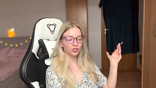 3 Types of Chastity Slaves