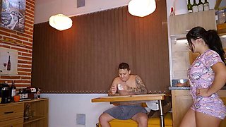 Real Newlywed Couple Fuck in in-laws Kitchen