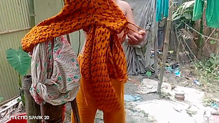 Empty house fun: Shower time with my beautiful