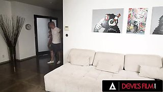 Wild Swinger Foursome - Emma Hix & Karma RX Face Fuck & Deep Throat Action