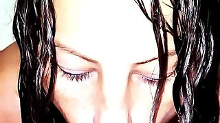 Bath Blowjob Close up