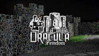 BITING my slavegirl - LEZDOM