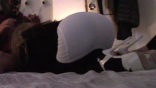 MILF with a Gorgeous Ass Gives a Blowjob and Swallows Cum