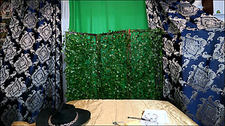 Funny Public Nudity & Desperate Hide and Seek Comedy! Locked Door to Hotel Room Mr Bean Style Hotel Chaos