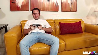 Dawn Layla: No Screws To Give