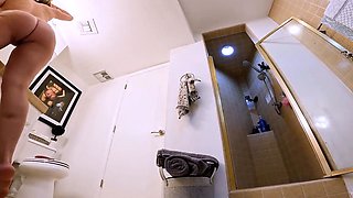 Selene Love The Blonde MILF Enjoying The Best Life As