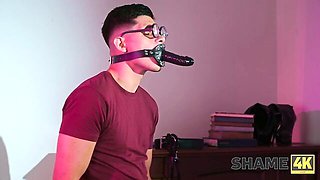 Good face sitting session with hot Janet Alfano and Black Angel