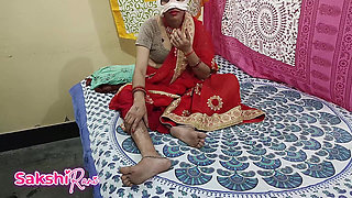Desi Tharki Sasur Ne Gaon Ki Bahu Ko Pela, Indian Bride Fuck First Night Her Father-in-law When Husband Bathroom