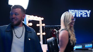 WIFEY Hotwife Ashley Gets Fucked Hard