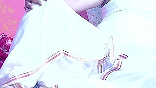 Desi Tharki Chachaji Fucks His Daughter in Law When Her Husband Not at Home ( Hindi Audio )