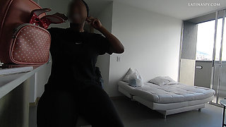 Black Maid Comes to Clean