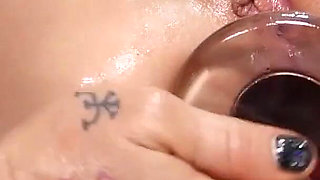 Jenevieve Hexxx & Charlotte Sartre 2 hot babes covered in tattoos! Girl Girl Mania