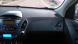 Hot milf in stockings seduces a taxi driver in the car