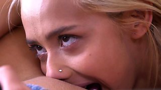 Dazzling teens Naomi Bennet and Veronica Leal are in heat